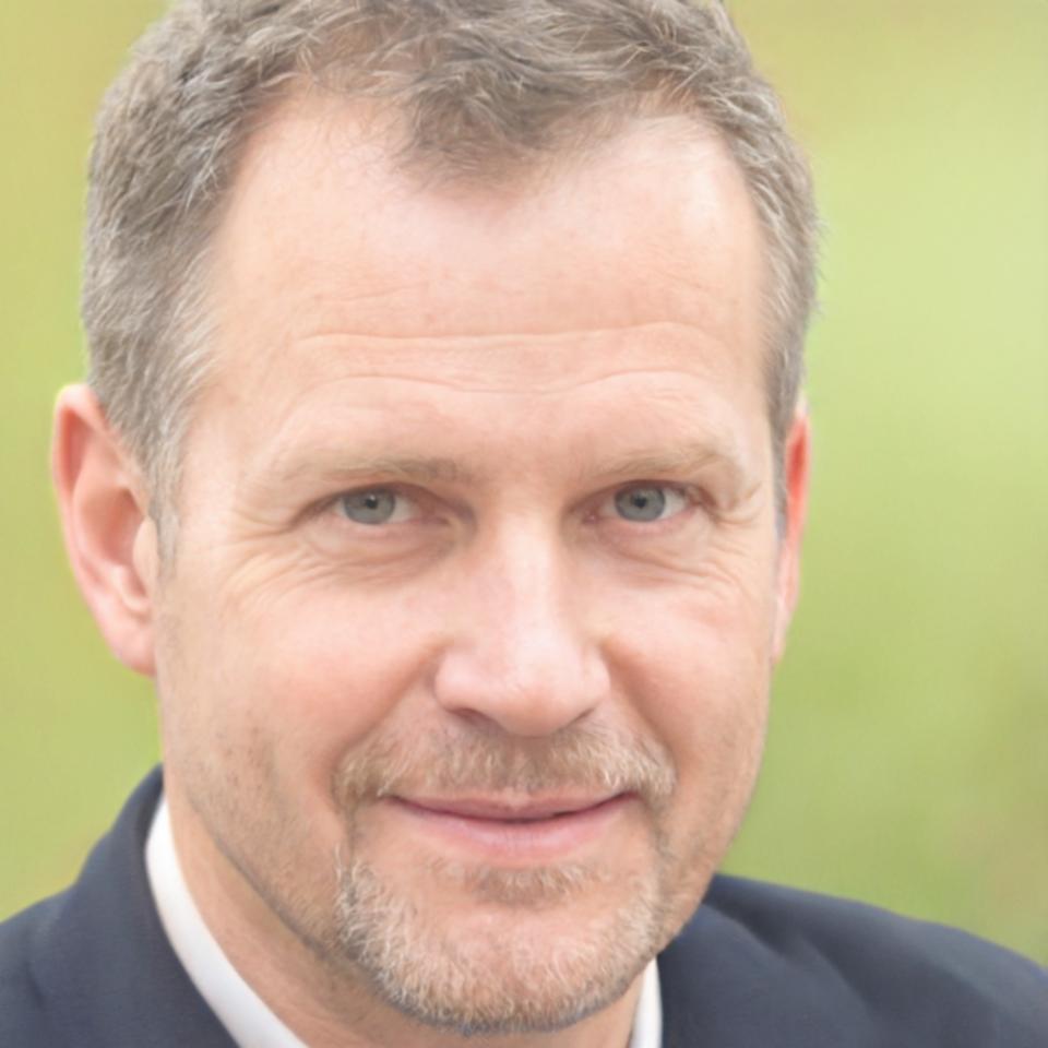 Retrato profesional de Einar Bjørnstad